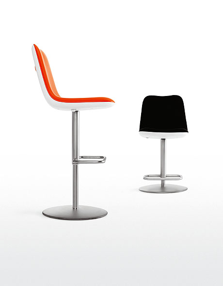 The Boum stool, designed by Ruggero Magrini