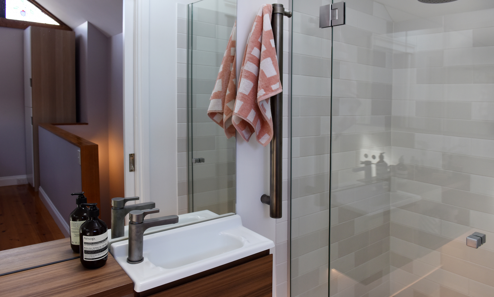 ensuite-1